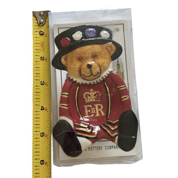 Tea Bag Tidy London Pottery LITTLE GEMS Queen Elizabeth Bear Trinket Bowl NEW - Picture 3 of 4